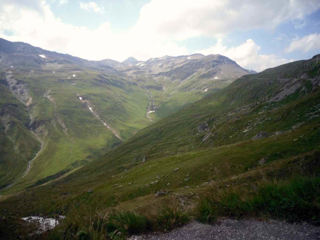 Alpy, Szwajcaria - coraz bliżej Furka Pass