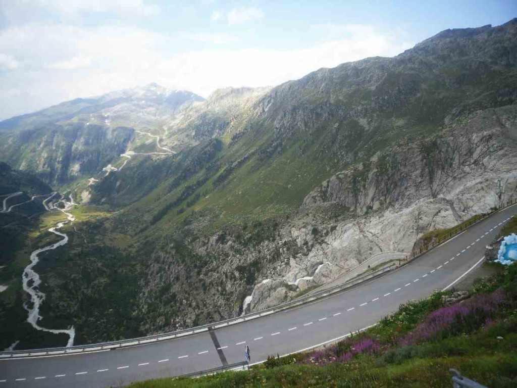 Furka Pass - TEN zjazd!