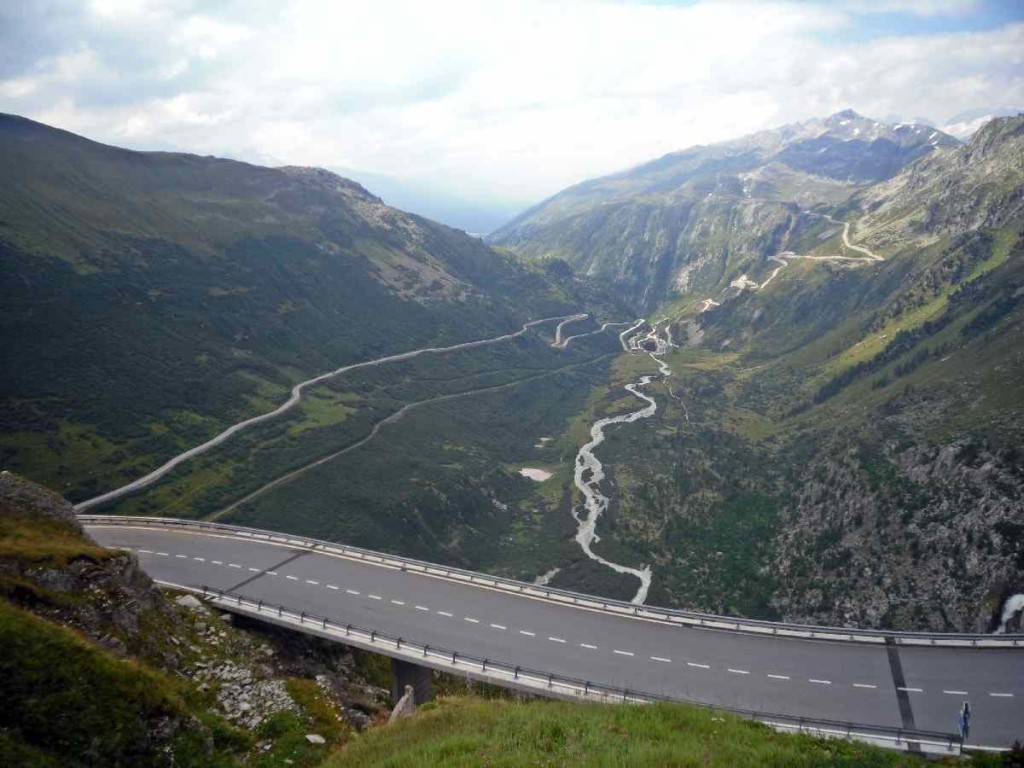 Furka Pass - TEN zjazd!