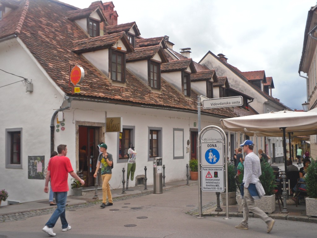 129. Pierwsze odsłony Starówki, okolice Vidovdańskiej cesty
